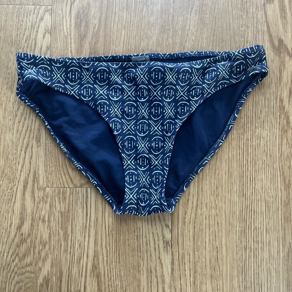 Navy and white patterned bikini bottom